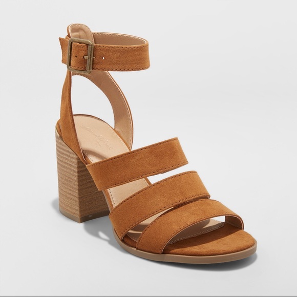 target Shoes - Woman’s Etta Ankle Strap Chunky Sandals